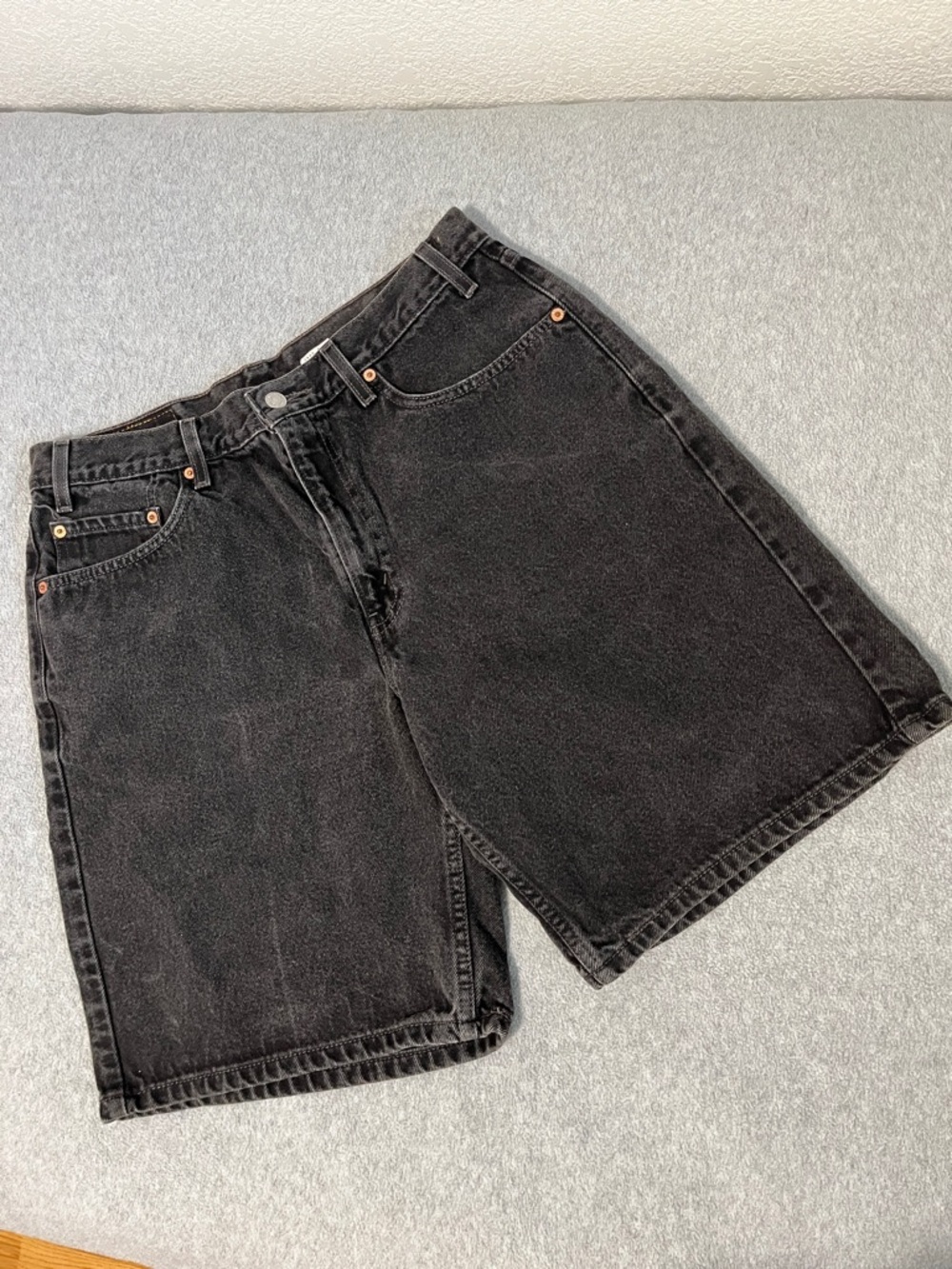 Vintage Mens Levis 550 Black Shorts Size 36 Cotton Relaxed Fit Streetwear